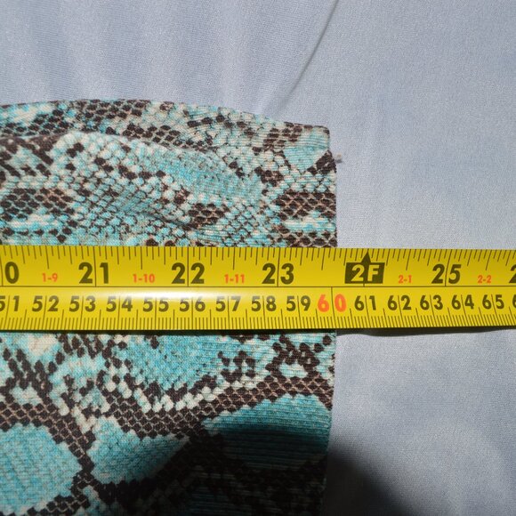 Michael Kors cardigan cozy sweater gorgeous torquise snakeprint sz med - Picture 5 of 5